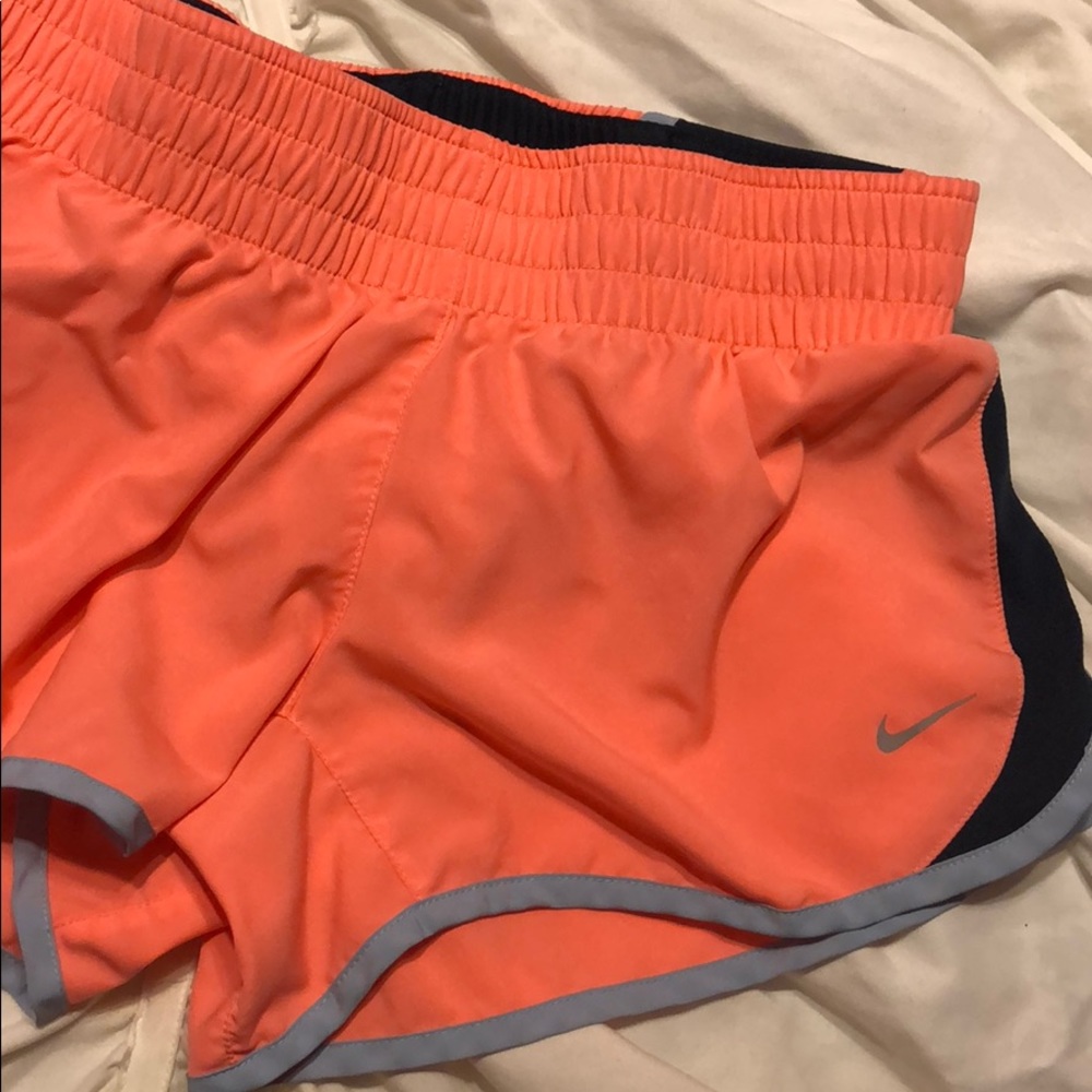 Women’s Nike dri- fit shorts